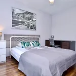 Apartament Rodzinny Dla Sześciu Osób Z Parkingiem Prywatnym *