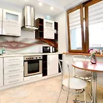 Apartament Rodzinny Dla Sześciu Osób Z Parkingiem Prywatnym