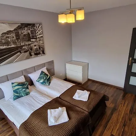Apartment Rodzinny Dla Szesciu Osob Z Parkingiem Prywatnym *