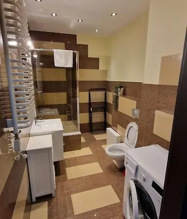 Apartament Rodzinny Dla Sześciu Osób Z Parkingiem Prywatnym